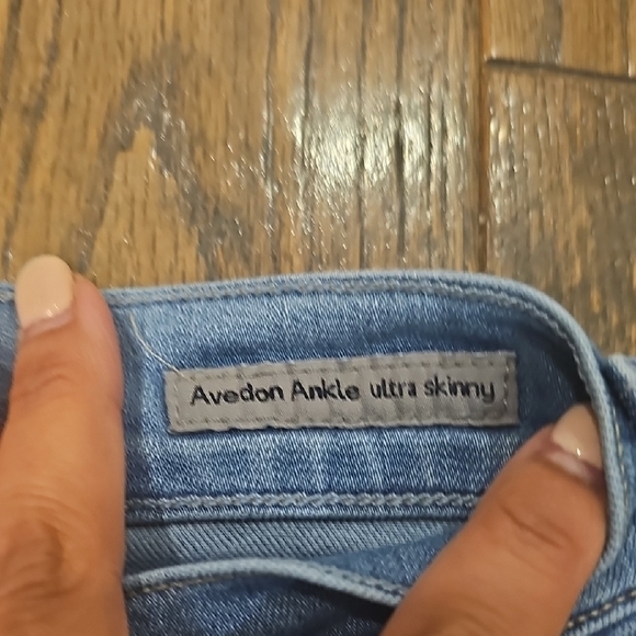 Citizens Of Humanity Light Blue Skinny Jeans - Picture 3 of 7